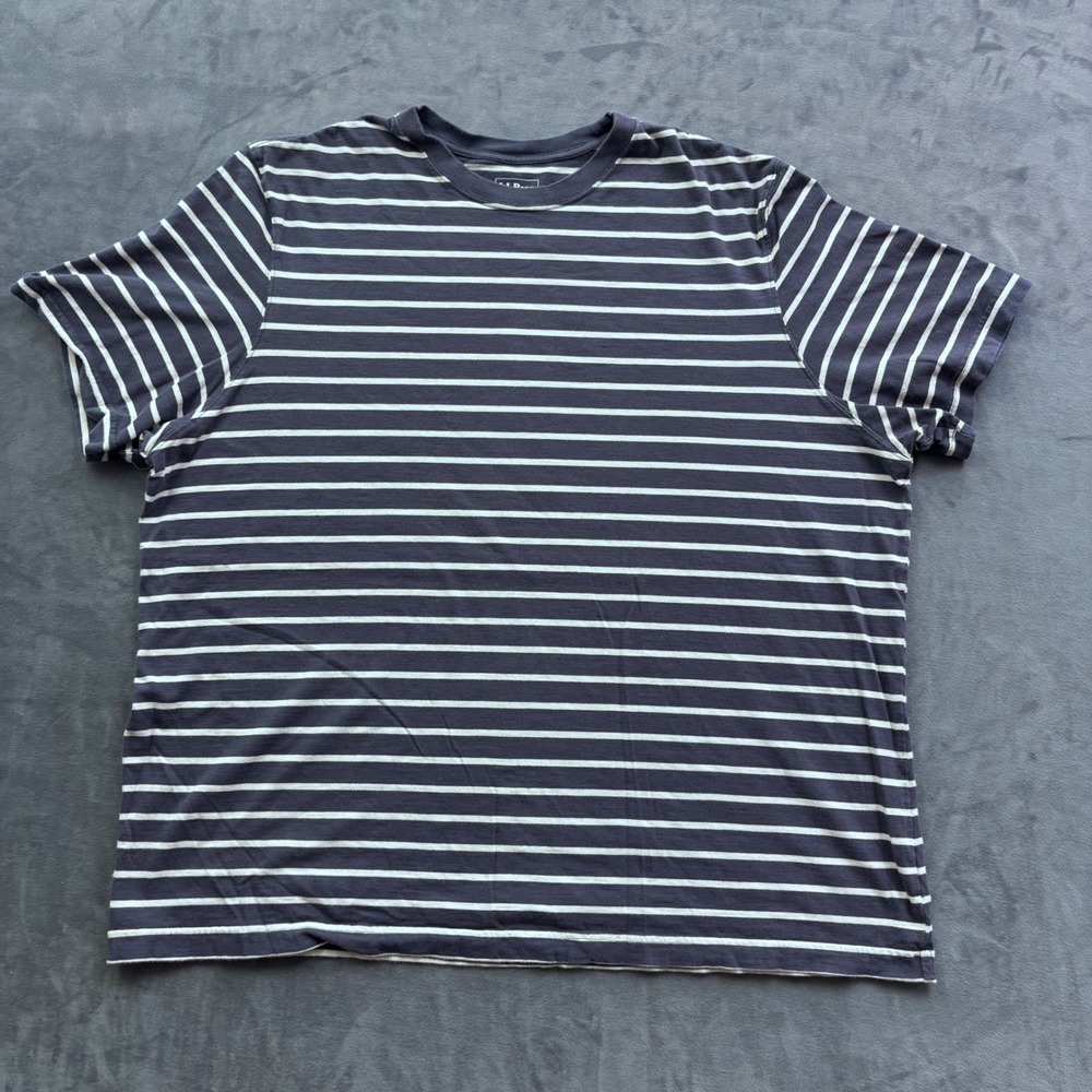LL Bean Mens XXXL Navy Blue White Striped Slightly Fitted Short Sleeve T-Shirt